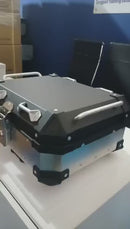 Motocicleta Top Boxes de alumínio Cauda,  preta traseira